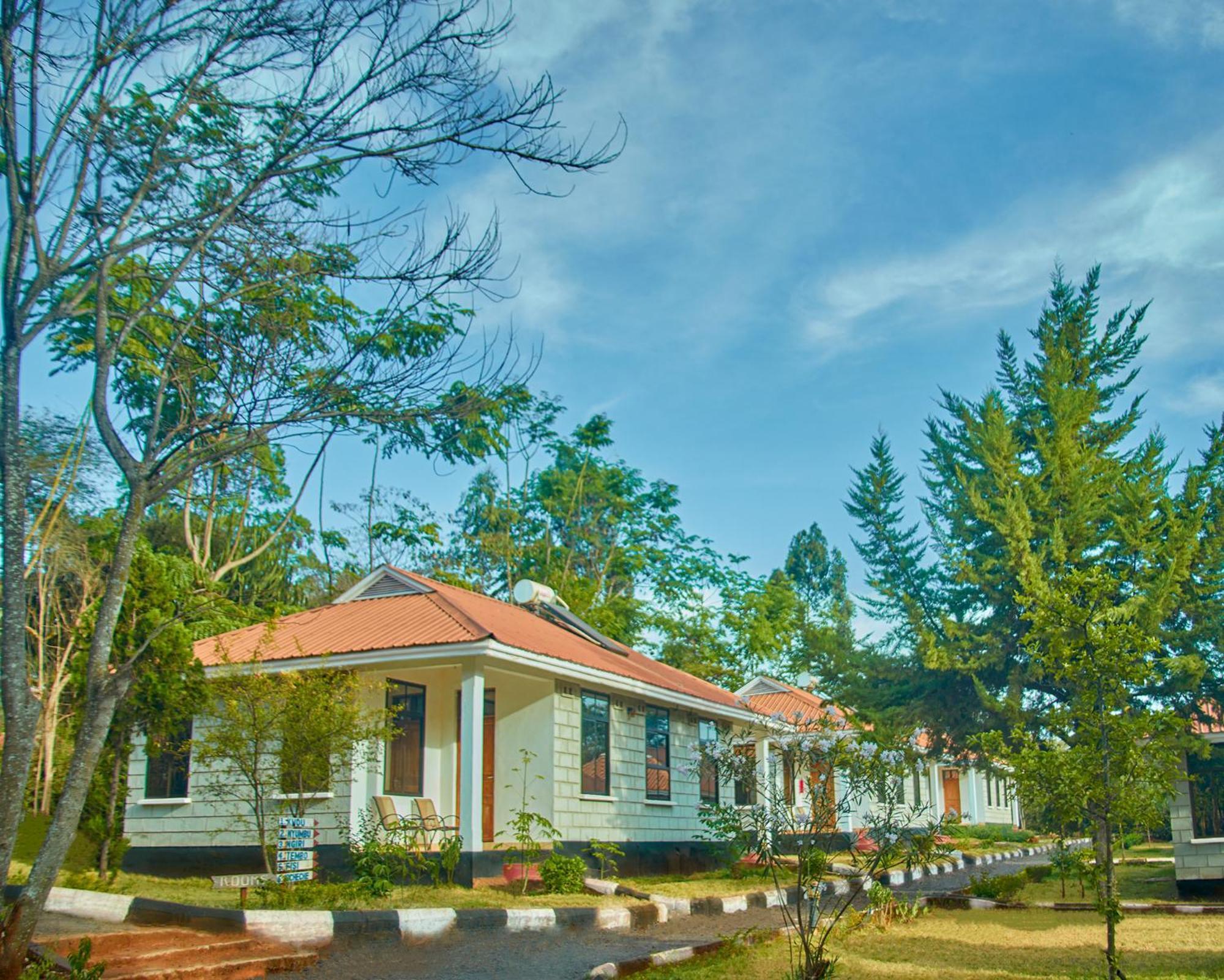Ngorongoro Corridor Lodge Karatu Bagian luar foto