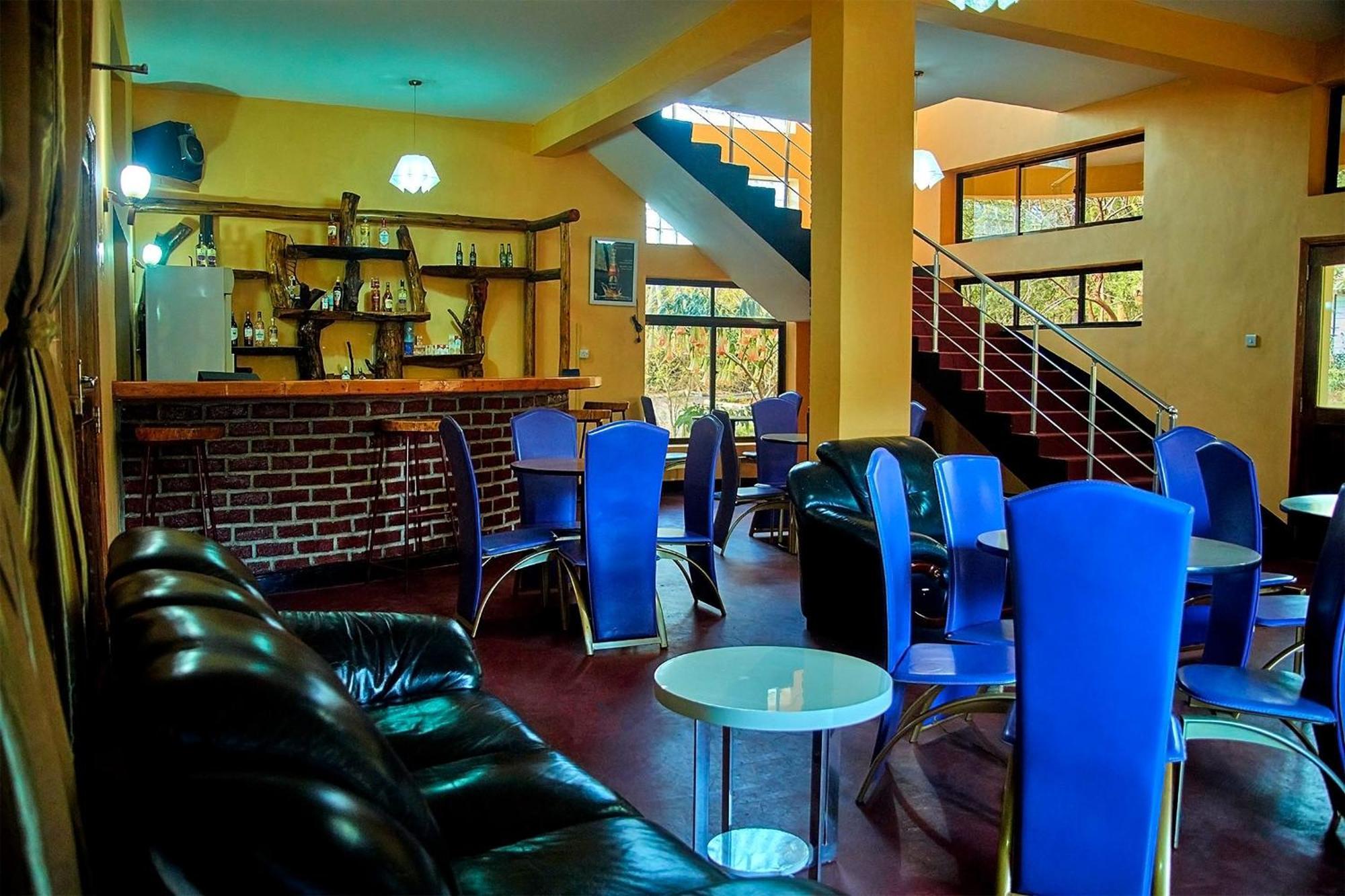 Ngorongoro Corridor Lodge Karatu Bagian luar foto