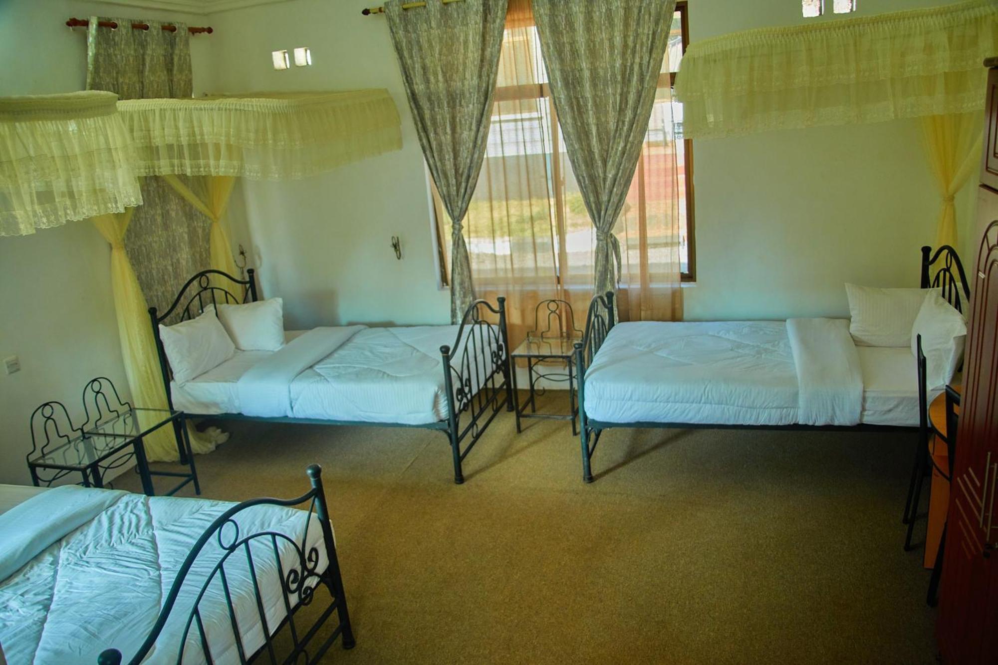 Ngorongoro Corridor Lodge Karatu Bagian luar foto
